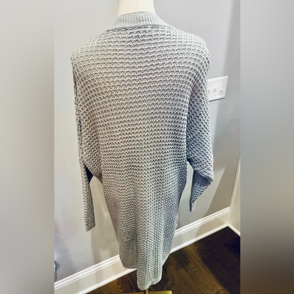 Light gray cardigan - Picture 3 of 3
